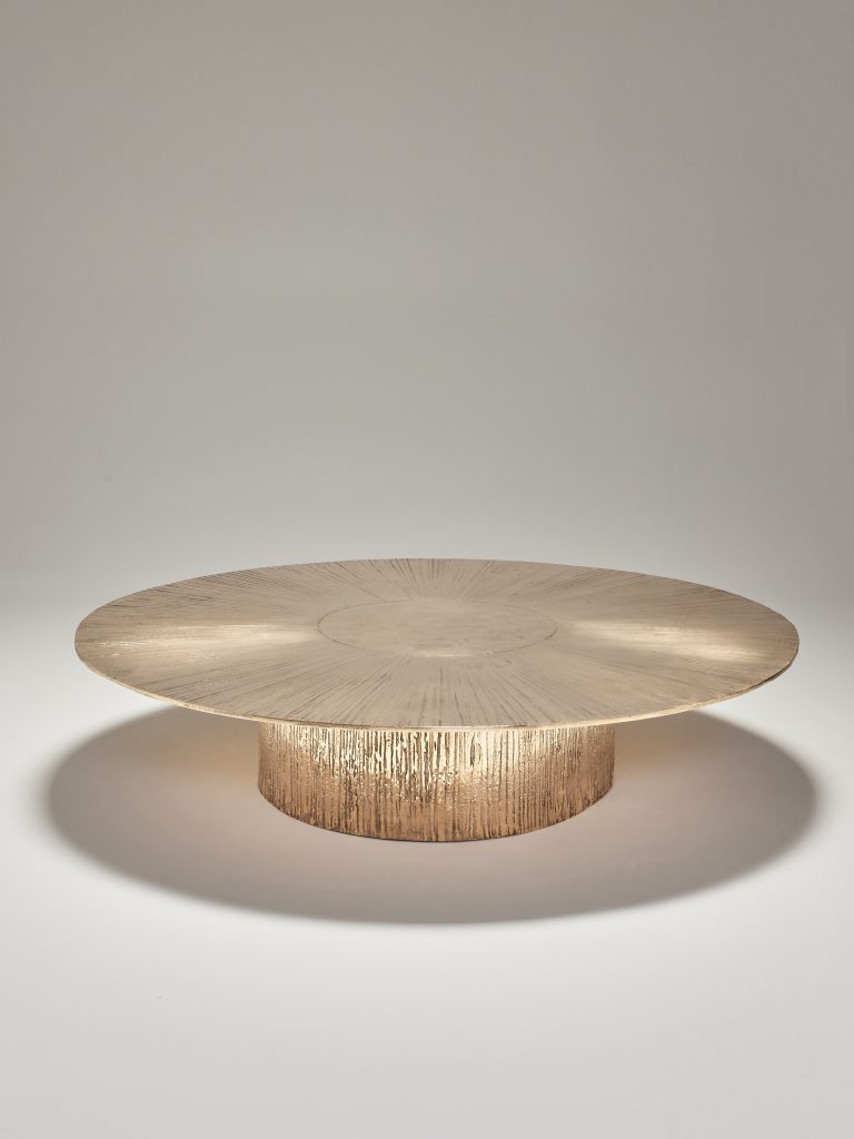 Circular Radiant Table